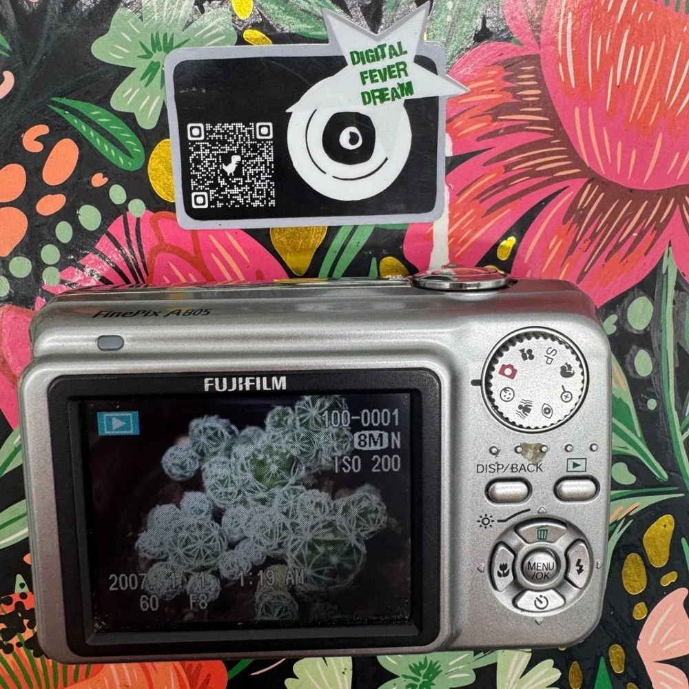 Fujifilm FinePix A805 Blue Digital Camera 8.3MP 3x Optical Zoom Fujinon Lens